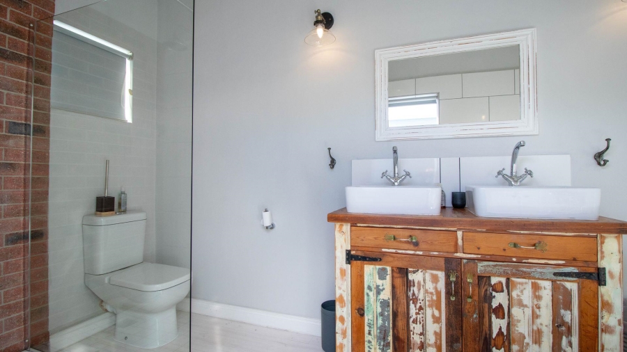 3 Bedroom Property for Sale in Dana Bay Western Cape